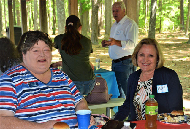 Tonya Jones and Mary Kinkin prepare to eat lunch. (Photography courtesy of Bert and Woody Wendell)